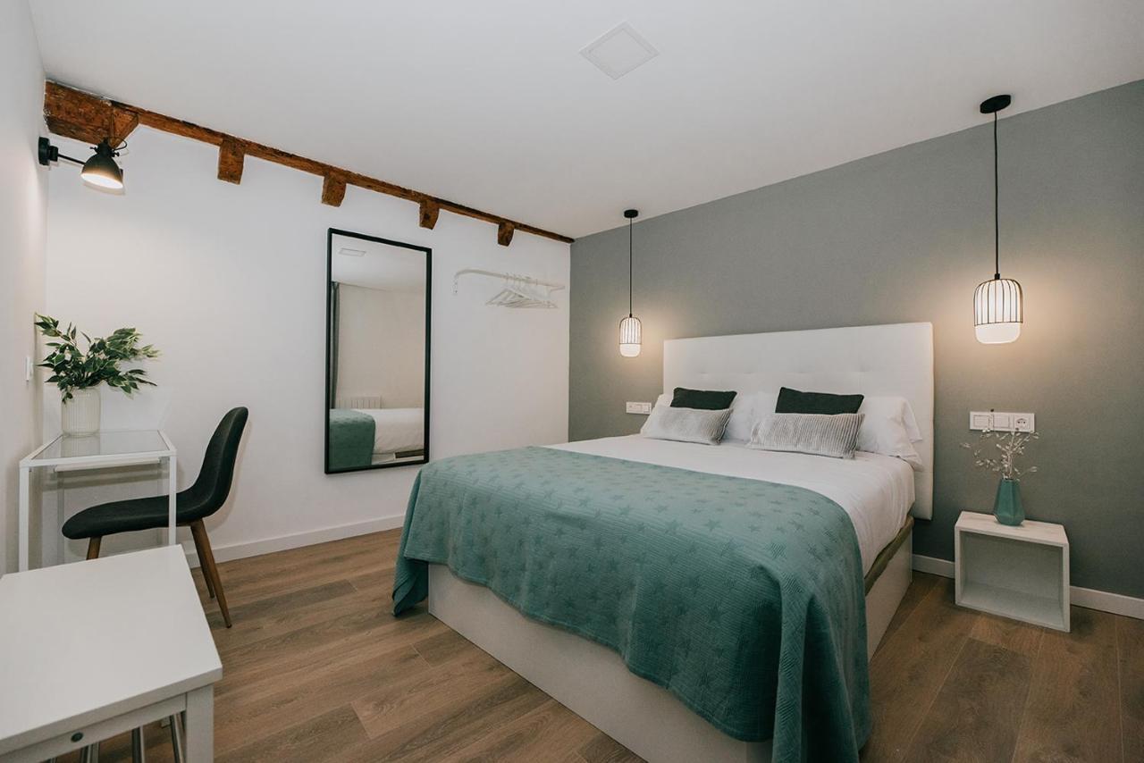 Apartamentos Burgosuites 外观 照片