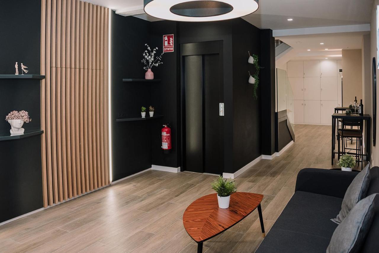 Apartamentos Burgosuites 外观 照片