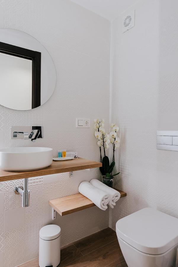 Apartamentos Burgosuites 外观 照片