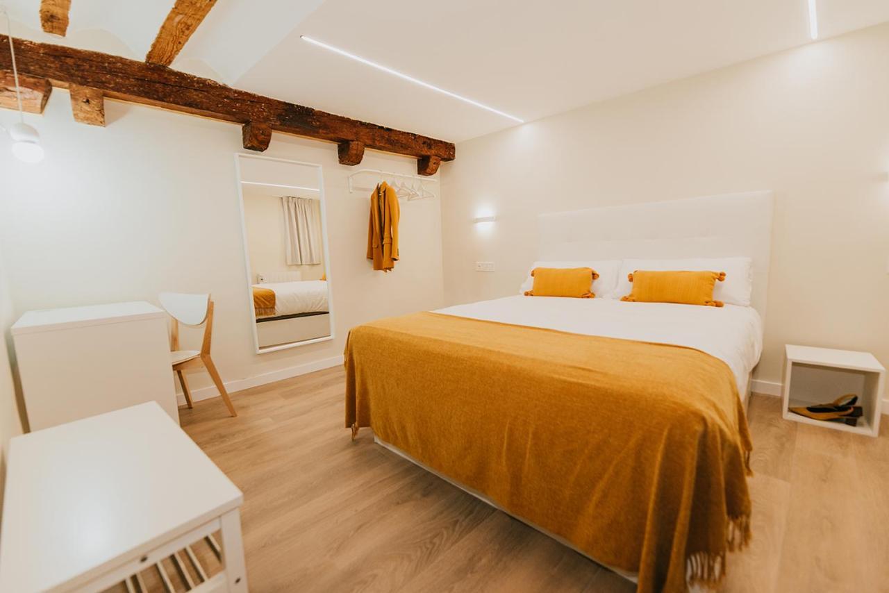 Apartamentos Burgosuites 外观 照片